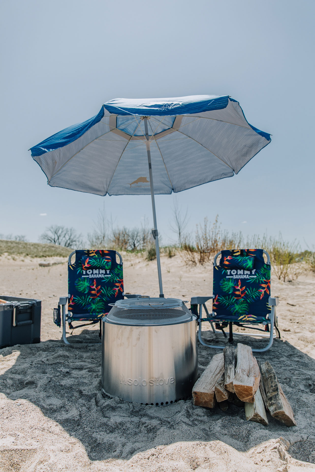 Tommy Bahama beach gear and solo stove